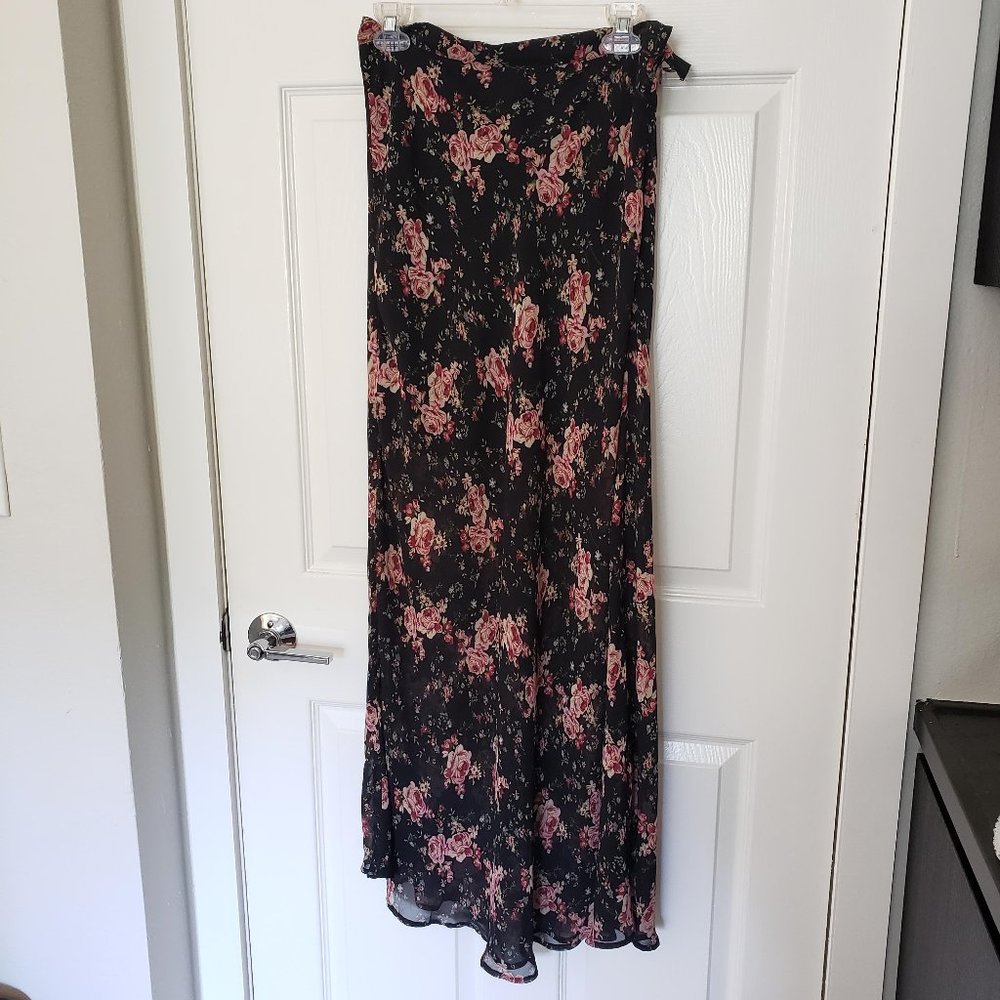 Forever 21 Floral Maxi Skirt EUC